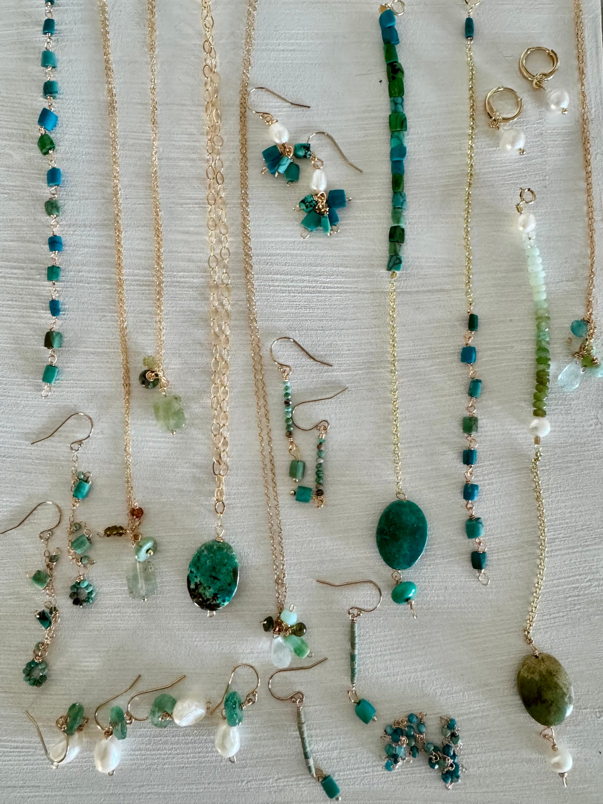 Green Seas Turquoise & Chain Bracelet